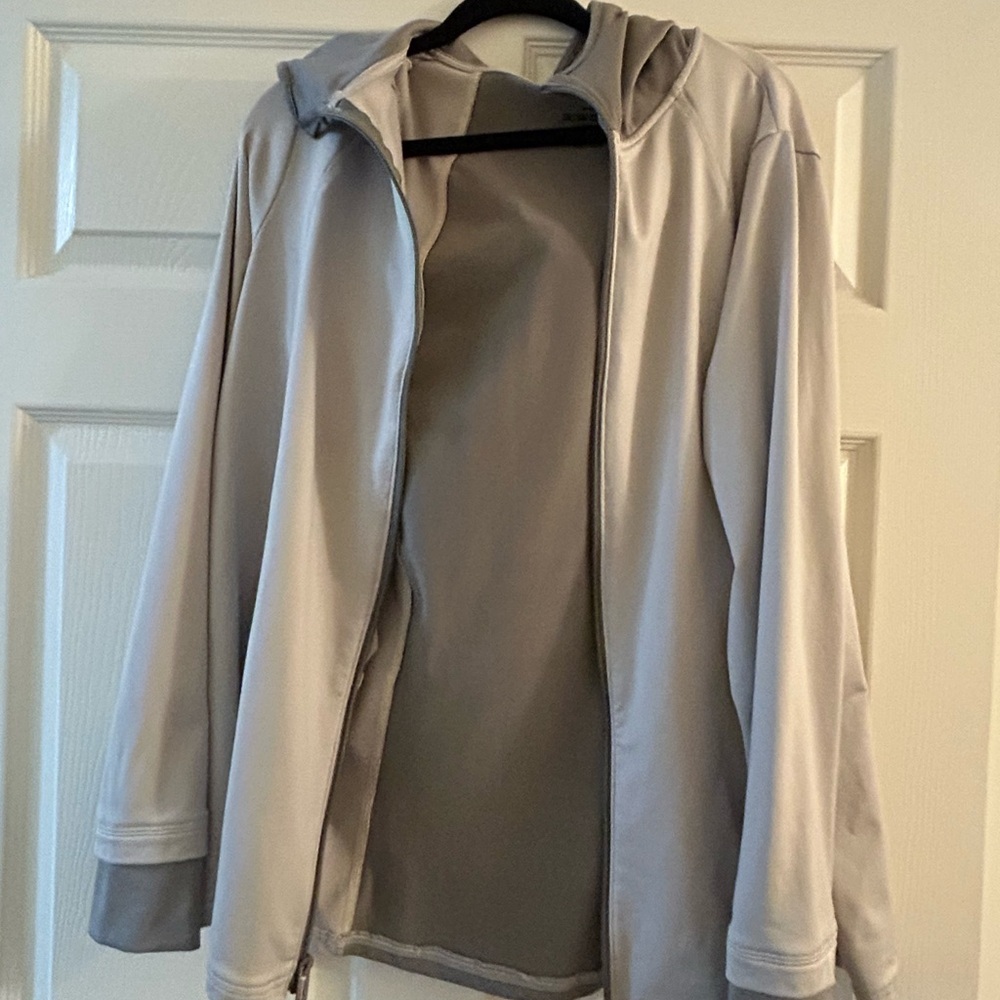 Under Armour Women's Gray Jacket